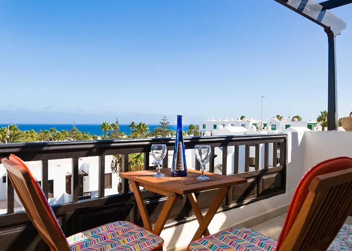 Bastian Beach. Casa Cheah. Sea View Apartment *