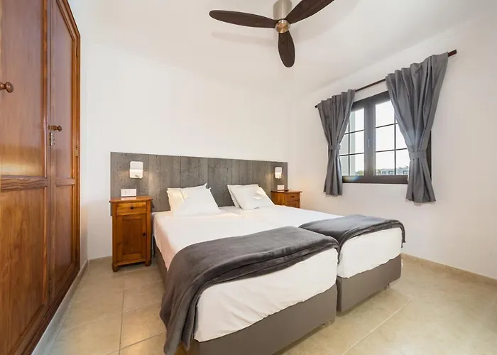 Bastian Beach. Casa Cheah. Sea View Apartment