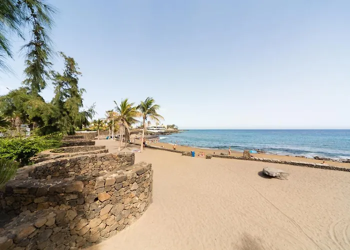 Bastian Beach. Casa Cheah. Sea View Apartment Costa Teguise